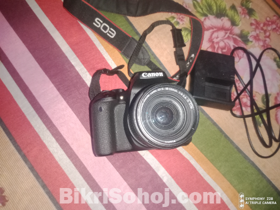 Canon 800D